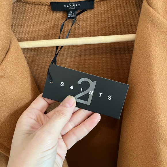 NWT long belted coat lightweight - Picture 4 of 8